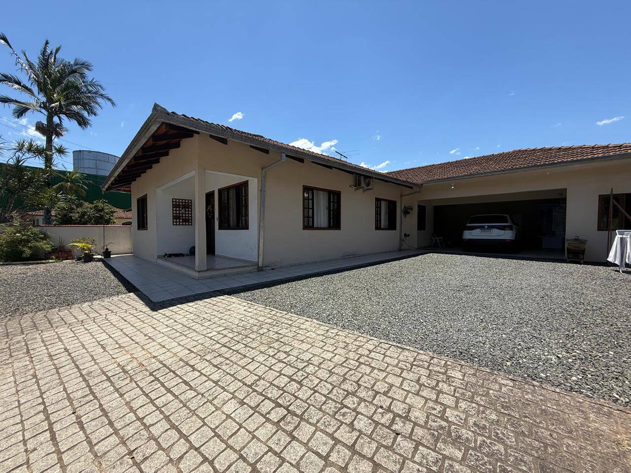 #49 - Casa para Venda em Joinville - SC