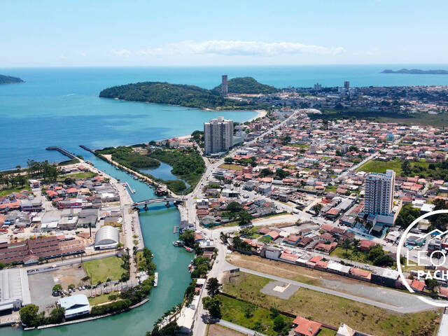 Apartamento para Venda em Penha - 4