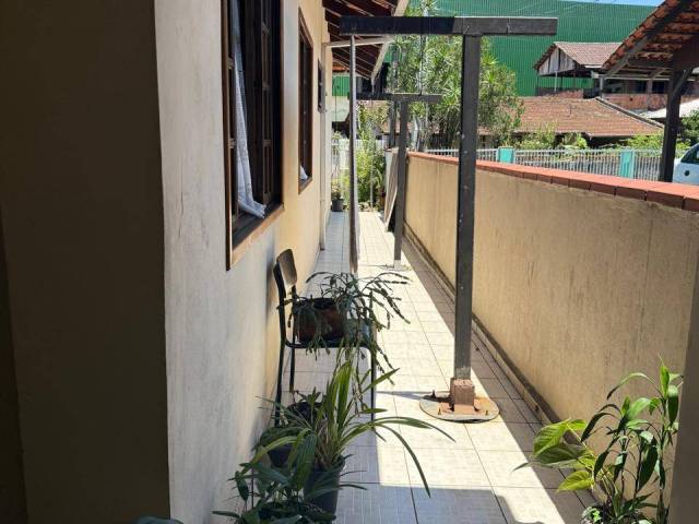 Casa para Venda em Joinville - 4